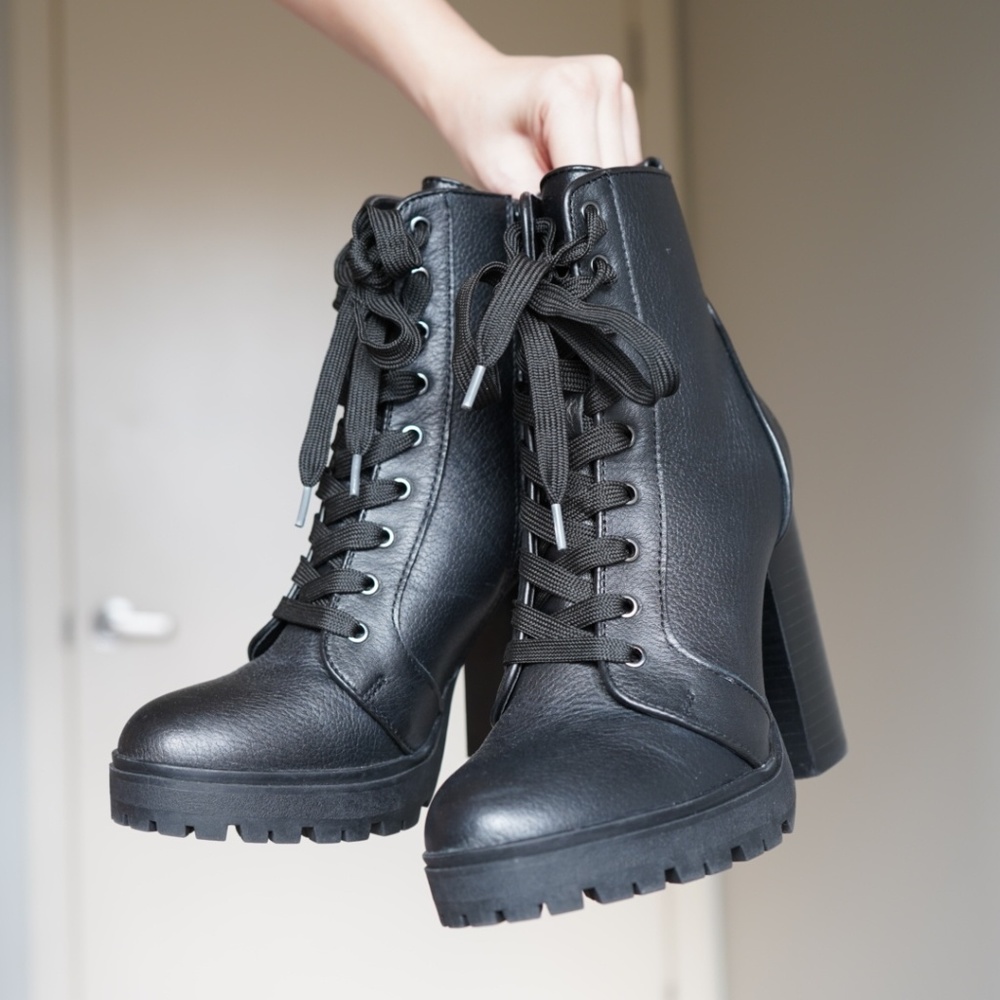 Steve Madden Black Leather Heeled Combat Booties